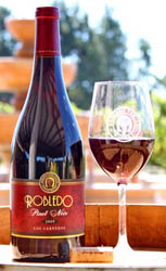 Strategic Importers_Robledo_Pinot_Noir